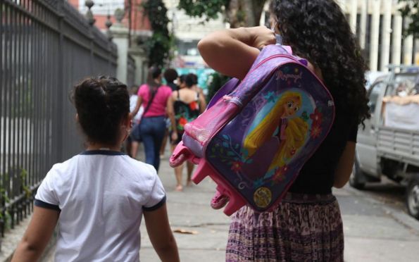 Procon Aracaju revela variações de preços em mensalidades escolares