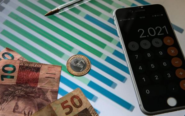 Arrecadação cai pela 4ª vez e chega a R$ 174,31 bi em setembro