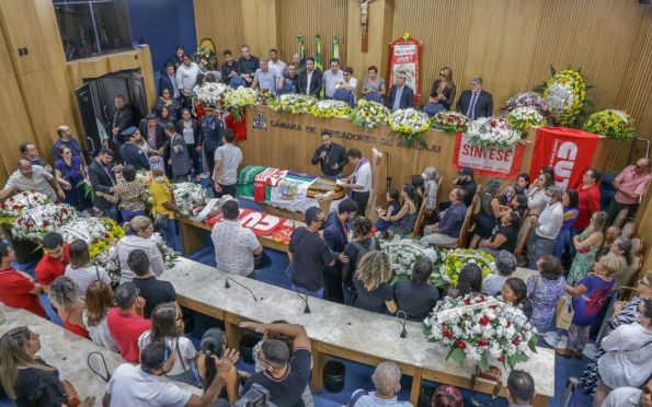 Corpo da ex-vereadora Ângela Melo é velado na Câmara Municipal de Aracaju