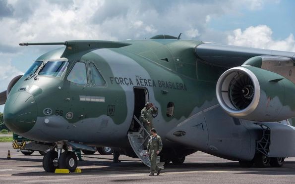 Israel autoriza pouso de aviões para resgate de brasileiros