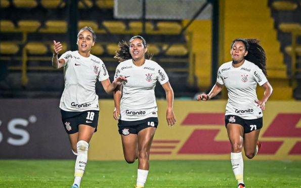 Millene leva Corinthians à vitória na Libertadores feminina
