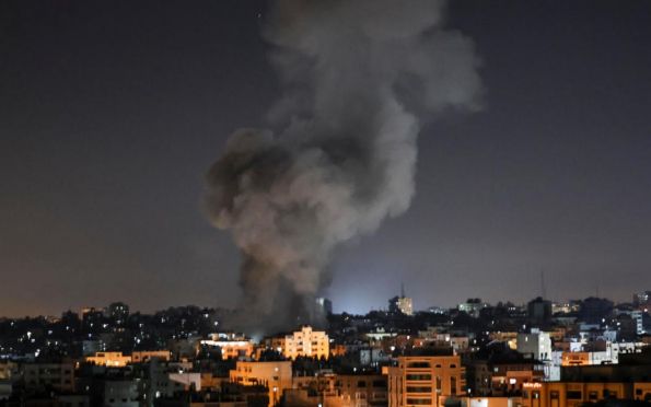 No 5º dia de guerra, Israel intensifica ataques à Faixa de Gaza