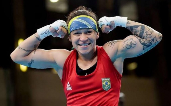Pan-Americano 2023: Bia Ferreira vence e é ouro no boxe