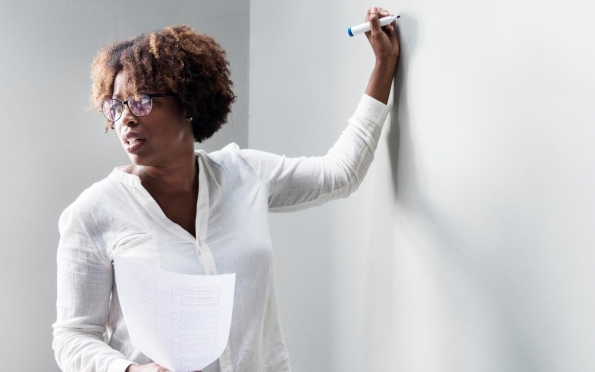 Negros e indígenas são apenas 7,4% dos professores em pós-graduação