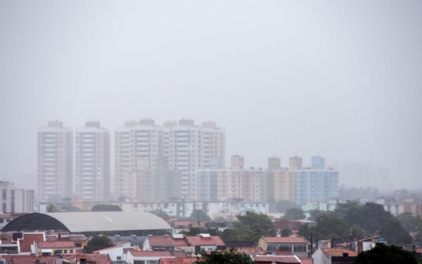 Previsão indica ventos fortes e chuvas em Aracaju ao longo desta quinta, 21