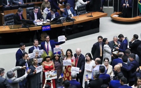 Congresso derruba veto de Lula e mantém marco temporal indígena