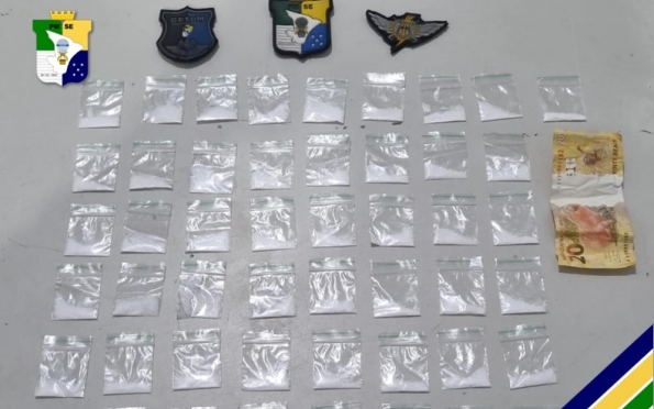 PM prende homem com 49 saquinhos de cocaína no Tamandaré