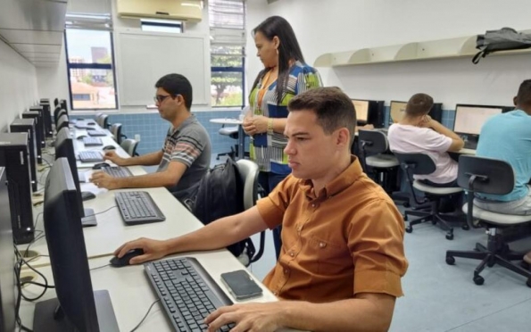 Senac entrega mais de 120 certificados de cursos em São Cristóvão