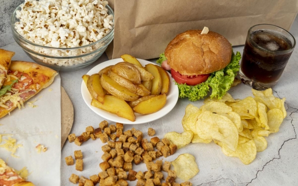 Dieta com muita gordura pode aumentar risco de doenças, aponta estudo