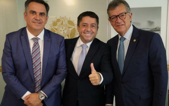 Fabiano Oliveira é lançado como pré-candidato a prefeito de Aracaju