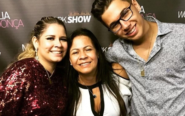 Família acusa ex-cover de Marília Mendonça de ameaçar fãs da cantora 