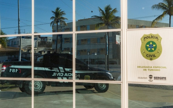 Homem suspeito de estuprar enteada é preso durante almoço em Aracaju
