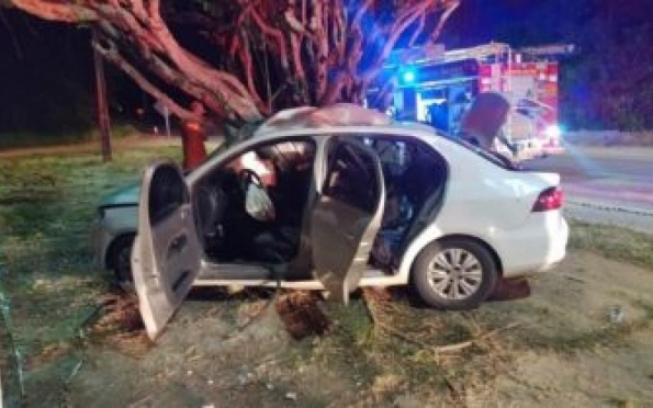 Mulher morre e duas pessoas ficam feridas após acidente em São Cristóvão