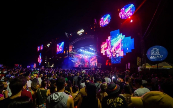 Projeto Verão: rock, reggae e MPB agitam primeira noite na Orla de Atalaia