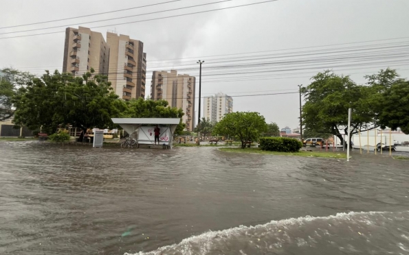 Chuvas e raios devem persistir nas próximas 24 horas em Aracaju