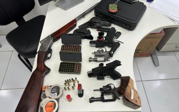 Dupla é presa com armas e 80 munições em Amparo de São Francisco