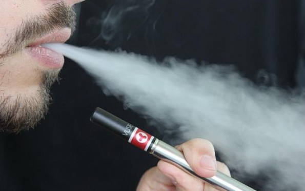 Quatro pessoas são indiciadas por venda de cigarros eletrônicos em Propriá