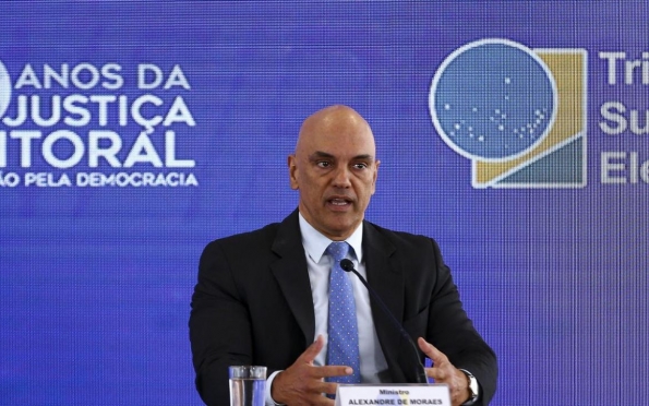 Moraes nega recurso de Bolsonaro contra inelegibilidade