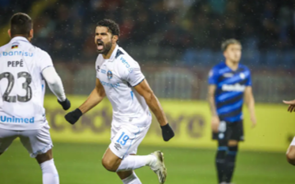 Grêmio derrota Huachipato para se garantir nas oitavas da Libertadores