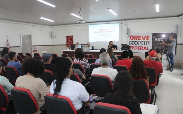 Professores da Universidade Federal de Sergipe encerram greve