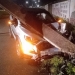 Motorista bate carro e derruba poste na Zona Sul de Aracaju