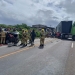 Motorista morre após bater em carreta na BR 101, em Umbaúba