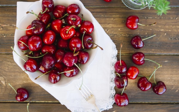 Acerola: quais são benefícios para o corpo se comer todos os dias