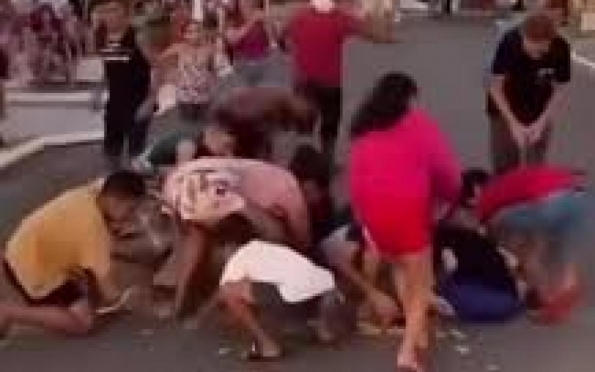 Polícia investiga maus-tratos contra gato durante festa em Cumbe; veja vídeo