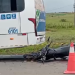 Motociclista morre após colidir contra micro-ônibus 