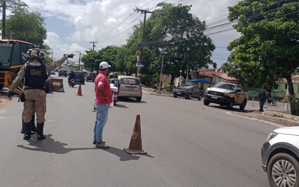 Avenida Tancredo Neves estará em meia pista na noite desta quarta-feira (14)