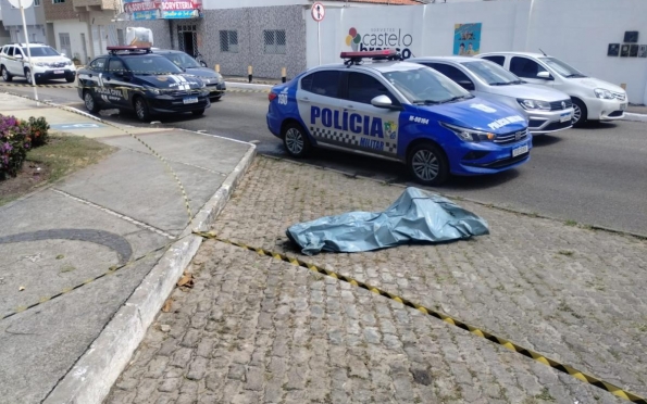 Corpo é encontrado boiando na Orlinha do Bairro Industrial, em Aracaju