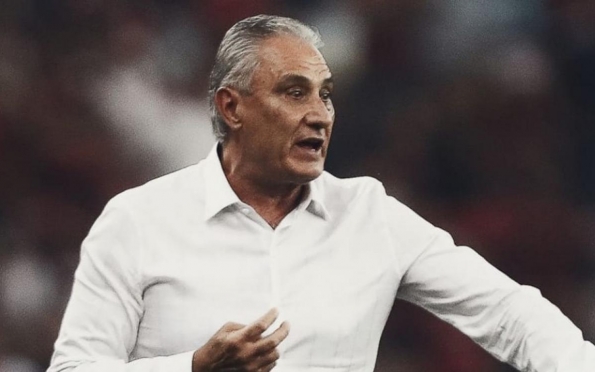 Tite, treinador do Flamengo, é internado após quadro de arritmia