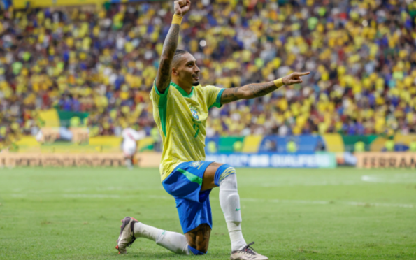  Eliminatórias da Copa: Brasil goleia Peru por 4 a 0