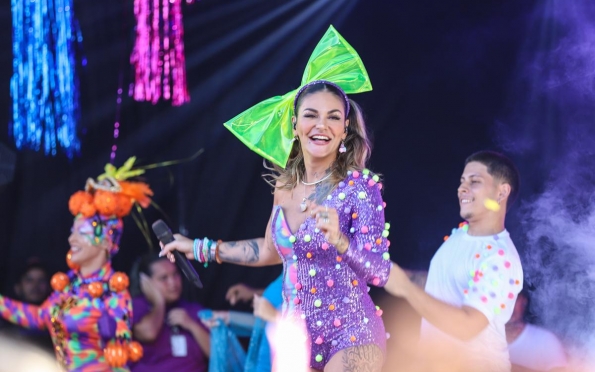 Maysa Reis comanda a folia do Bloquinho Kids no RioMar Aracaju