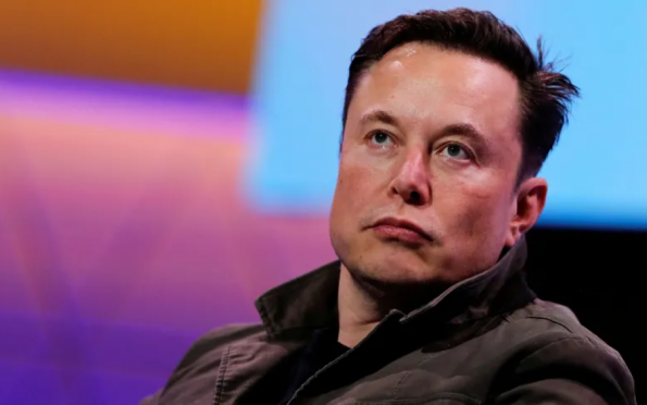 Falso Elon Musk faz promessas de amor e tira R$ 150 mil de idosa