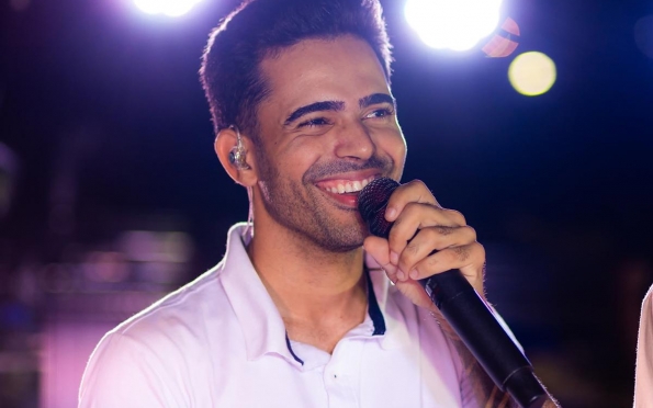 Luanzinho Moraes realiza pocket show gratuito no Shopping Jardins