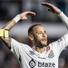 Neymar reestreia, mas Santos empata com o Botafogo-SP