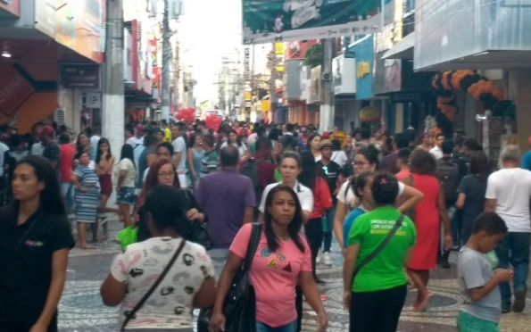 Black Friday movimenta vendas no centro de Aracaju