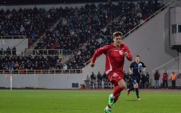 Freipaulistano anuncia reforço de atacante que atuou no futebol sérvio