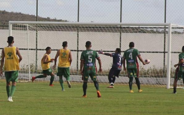 Lagarto se impõe no primeiro jogo-treino e vence com facilidade