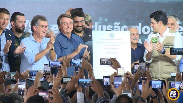Em Sergipe, Jair Bolsonaro inaugura duplicação de trecho da BR 101